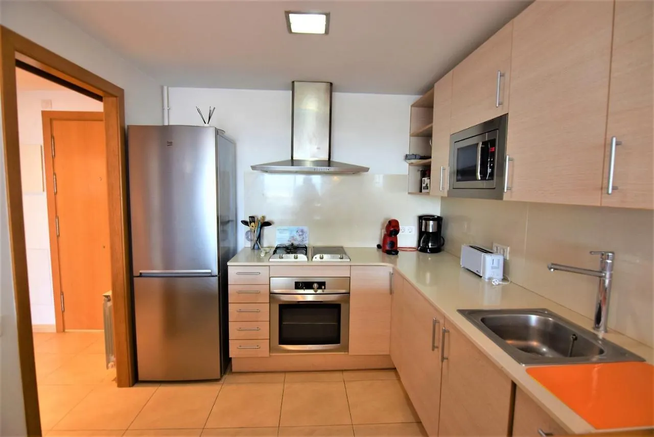 Apartament Carrer De Fabra Pompeu,14-Ref 204 Empuriabrava