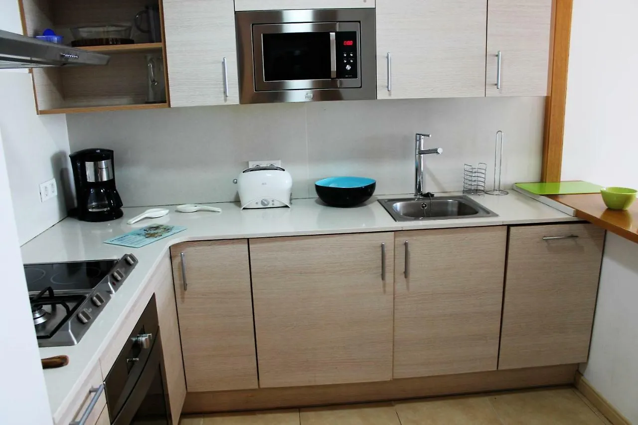 Apartament Carrer De Fabra Pompeu,14-Ref 204 Empuriabrava 0*,  Hiszpania